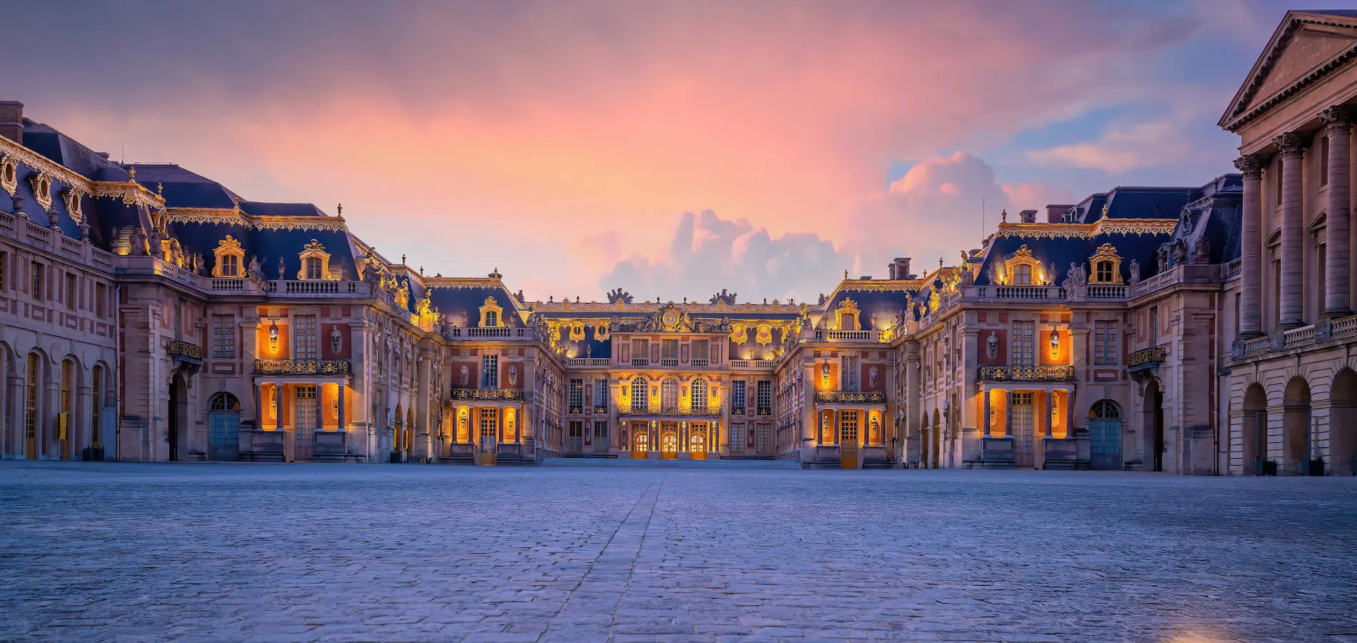 Château de Versailles la nuit